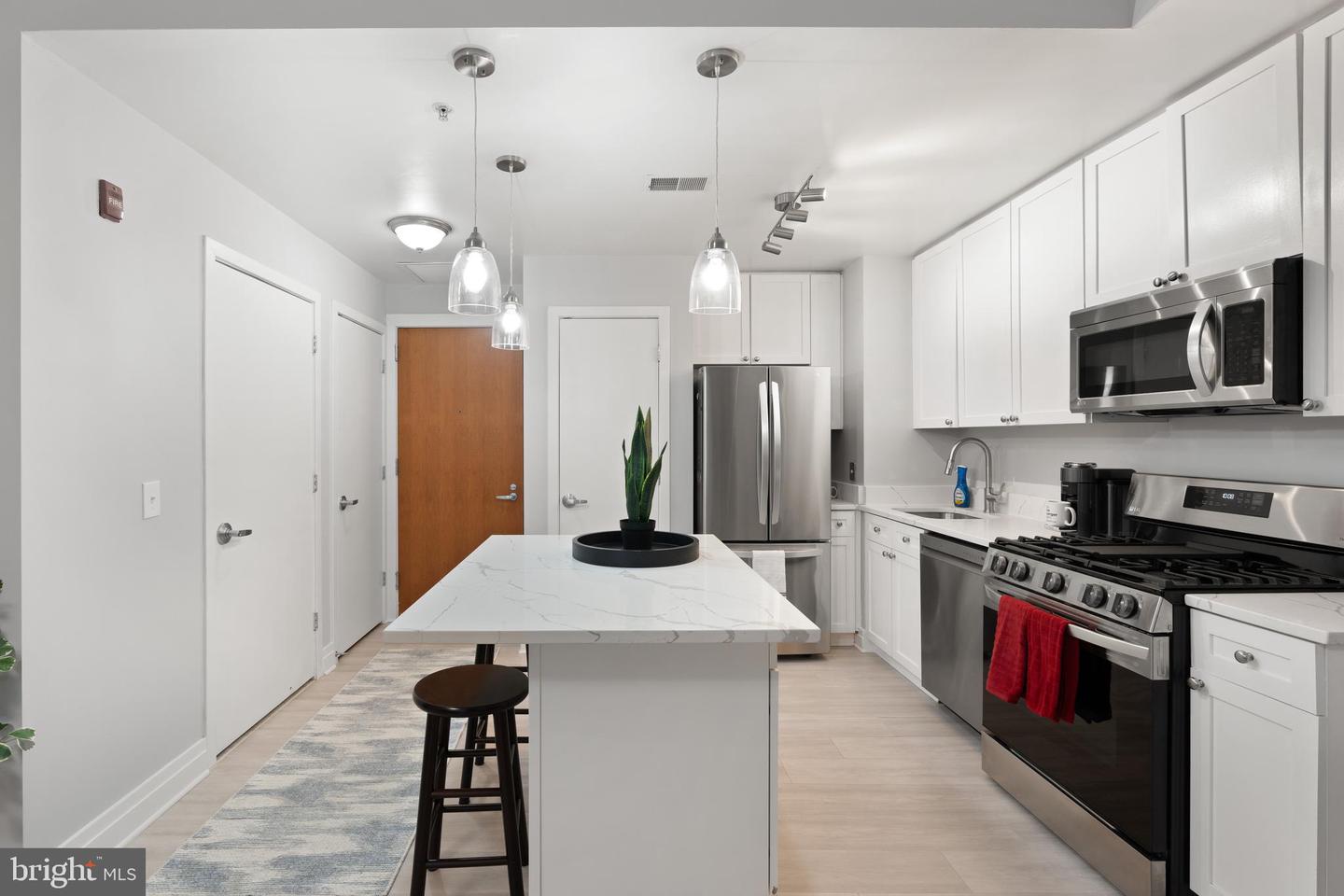 2120 VERMONT AVE NW #17, WASHINGTON, District Of Columbia 20001, 2 Bedrooms Bedrooms, ,2 BathroomsBathrooms,Residential,For sale,2120 VERMONT AVE NW #17,DCDC2220240 MLS # DCDC2220240