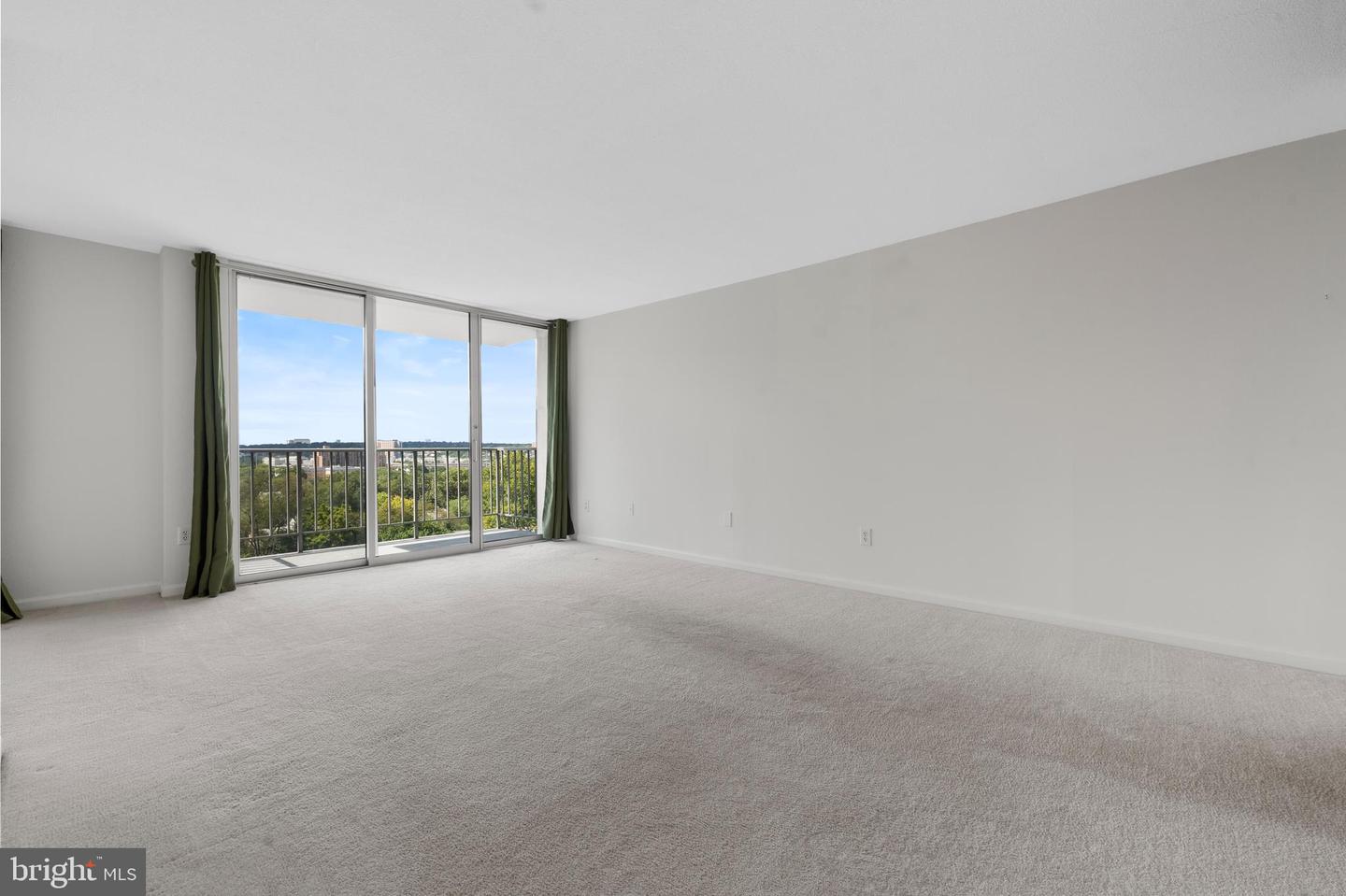 2059 HUNTINGTON AVE #1410, ALEXANDRIA, Virginia 22303, ,1 BathroomBathrooms,Residential,For sale,2059 HUNTINGTON AVE #1410,VAFX2264888 MLS # VAFX2264888