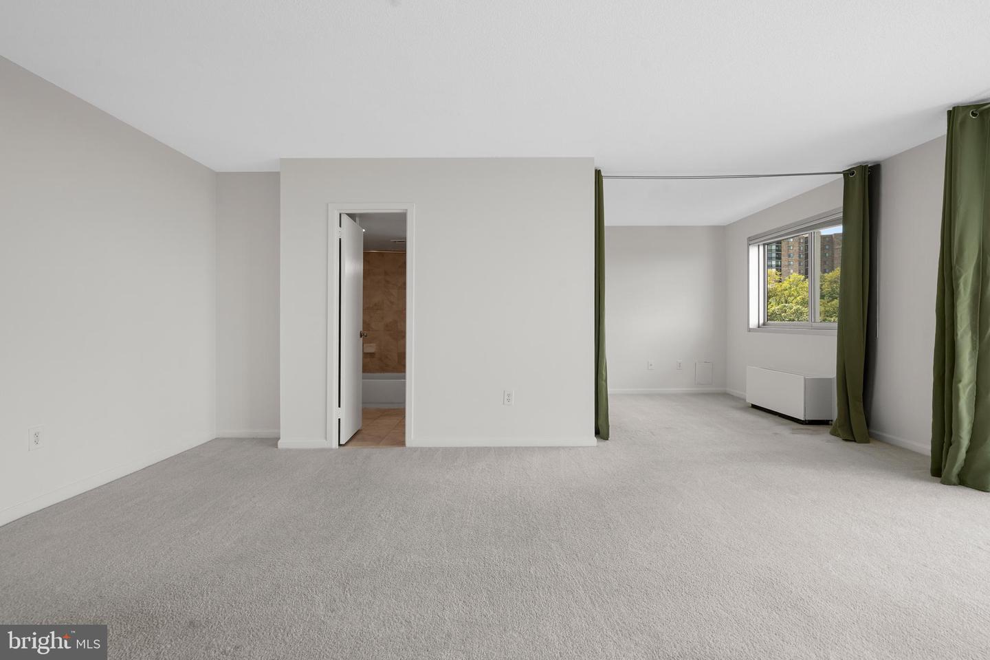 2059 HUNTINGTON AVE #1410, ALEXANDRIA, Virginia 22303, ,1 BathroomBathrooms,Residential,For sale,2059 HUNTINGTON AVE #1410,VAFX2264888 MLS # VAFX2264888