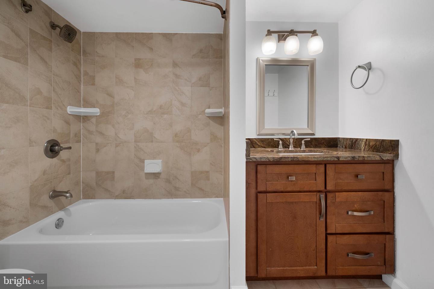 2059 HUNTINGTON AVE #1410, ALEXANDRIA, Virginia 22303, ,1 BathroomBathrooms,Residential,For sale,2059 HUNTINGTON AVE #1410,VAFX2264888 MLS # VAFX2264888