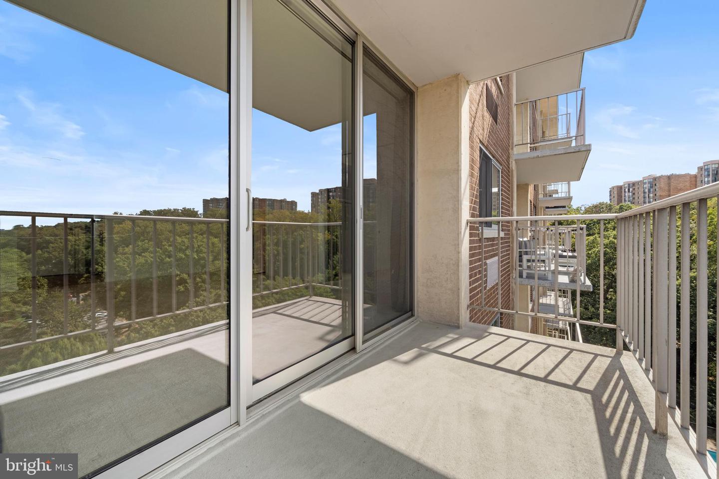 2059 HUNTINGTON AVE #1410, ALEXANDRIA, Virginia 22303, ,1 BathroomBathrooms,Residential,For sale,2059 HUNTINGTON AVE #1410,VAFX2264888 MLS # VAFX2264888