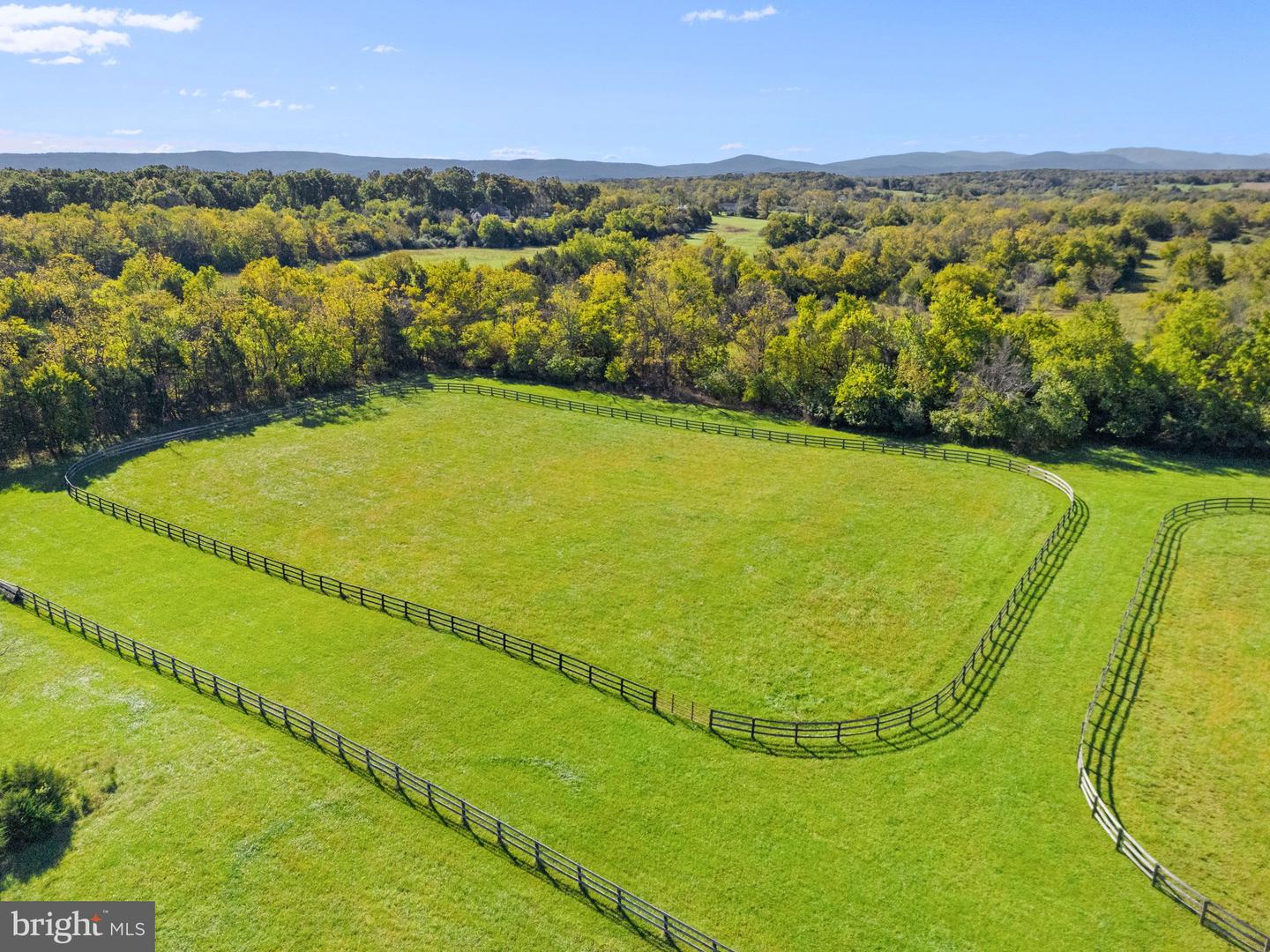 1077 GINNS RD, BOYCE, Virginia 22620, 6 Bedrooms Bedrooms, ,4 BathroomsBathrooms,Residential,For sale,1077 GINNS RD,VACL2006022 MLS # VACL2006022