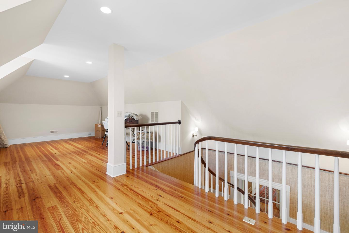 1077 GINNS RD, BOYCE, Virginia 22620, 6 Bedrooms Bedrooms, ,4 BathroomsBathrooms,Residential,For sale,1077 GINNS RD,VACL2006022 MLS # VACL2006022