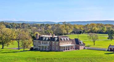 1077 GINNS RD, BOYCE, Virginia 22620, 6 Bedrooms Bedrooms, ,4 BathroomsBathrooms,Residential,For sale,1077 GINNS RD,VACL2006022 MLS # VACL2006022