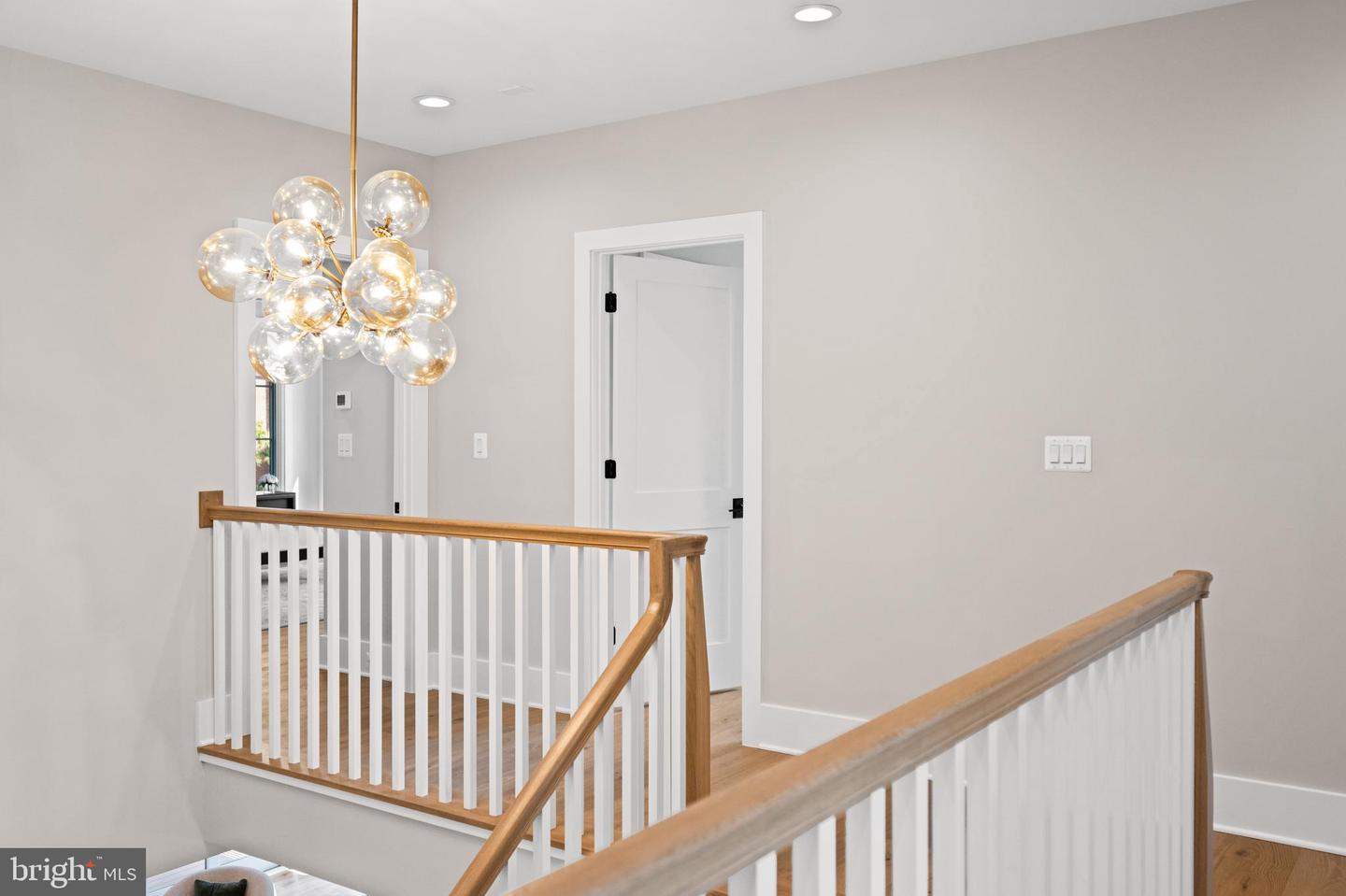 4771 26TH ST N, ARLINGTON, Virginia 22207, 5 Bedrooms Bedrooms, ,5 BathroomsBathrooms,Residential,For sale,4771 26TH ST N,VAAR2063122 MLS # VAAR2063122