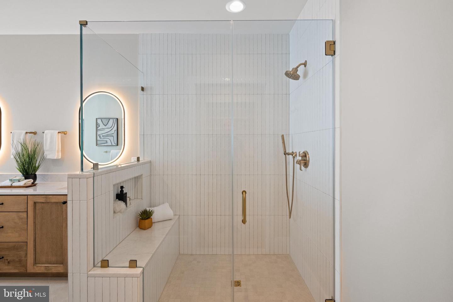 4771 26TH ST N, ARLINGTON, Virginia 22207, 5 Bedrooms Bedrooms, ,5 BathroomsBathrooms,Residential,For sale,4771 26TH ST N,VAAR2063122 MLS # VAAR2063122