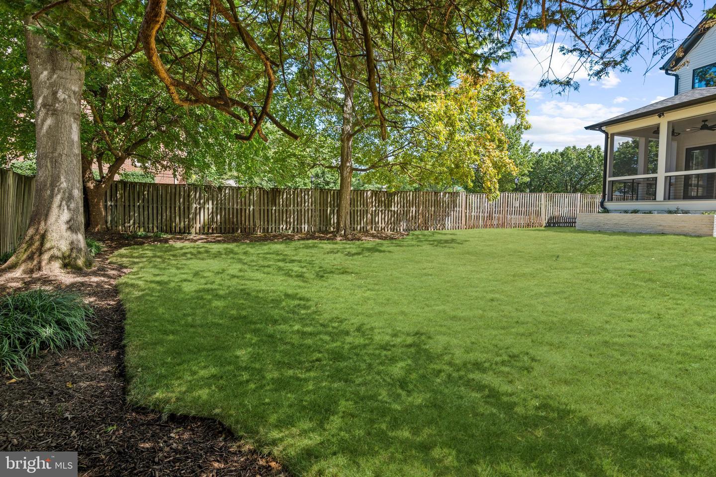 4771 26TH ST N, ARLINGTON, Virginia 22207, 5 Bedrooms Bedrooms, ,5 BathroomsBathrooms,Residential,For sale,4771 26TH ST N,VAAR2063122 MLS # VAAR2063122