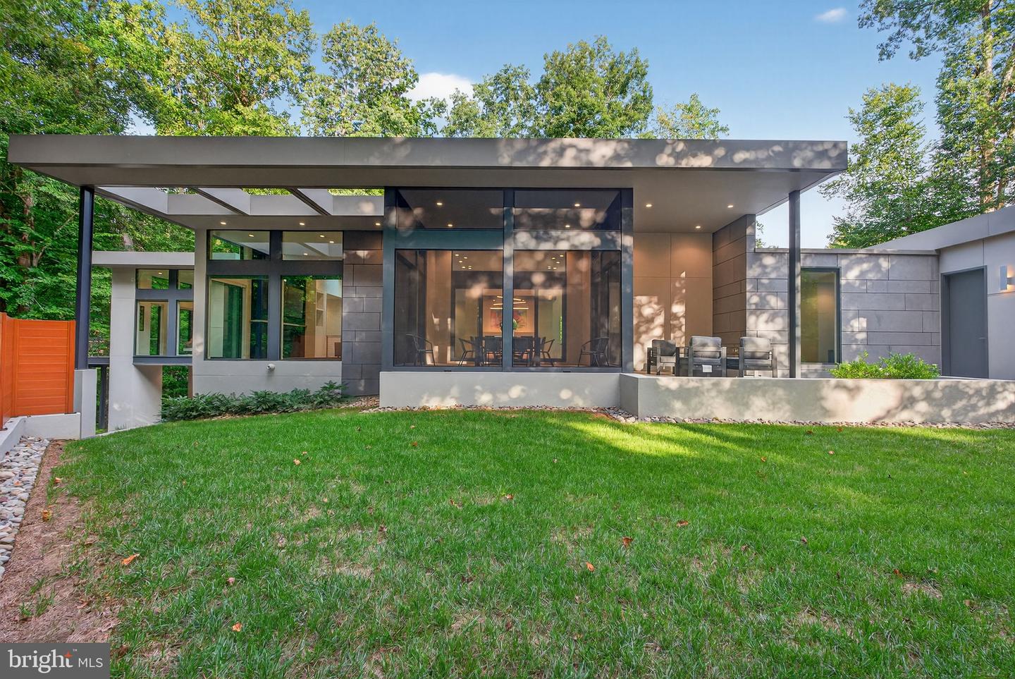 132 JEFFERSONS HUNDRED, WILLIAMSBURG, Virginia 23185, 4 Bedrooms Bedrooms, 12 Rooms Rooms,2 BathroomsBathrooms,Residential,For sale,132 JEFFERSONS HUNDRED,VAJC2000512 MLS # VAJC2000512