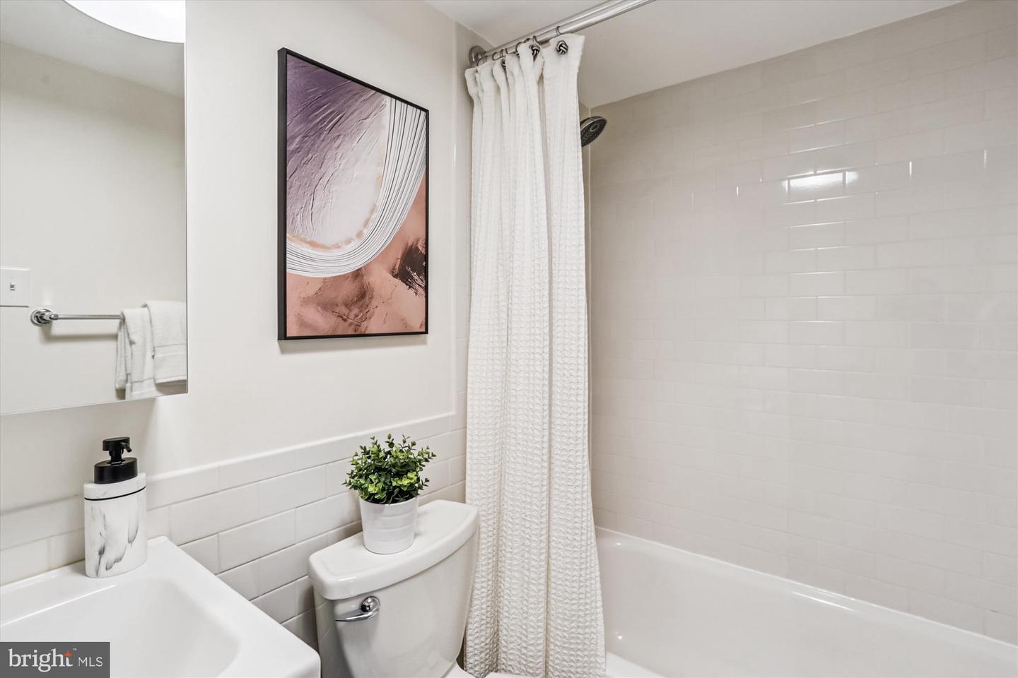 300 M ST SW #N400, WASHINGTON, District Of Columbia 20024, 1 Bedroom Bedrooms, ,1 BathroomBathrooms,Residential,For sale,300 M ST SW #N400,DCDC2220428 MLS # DCDC2220428