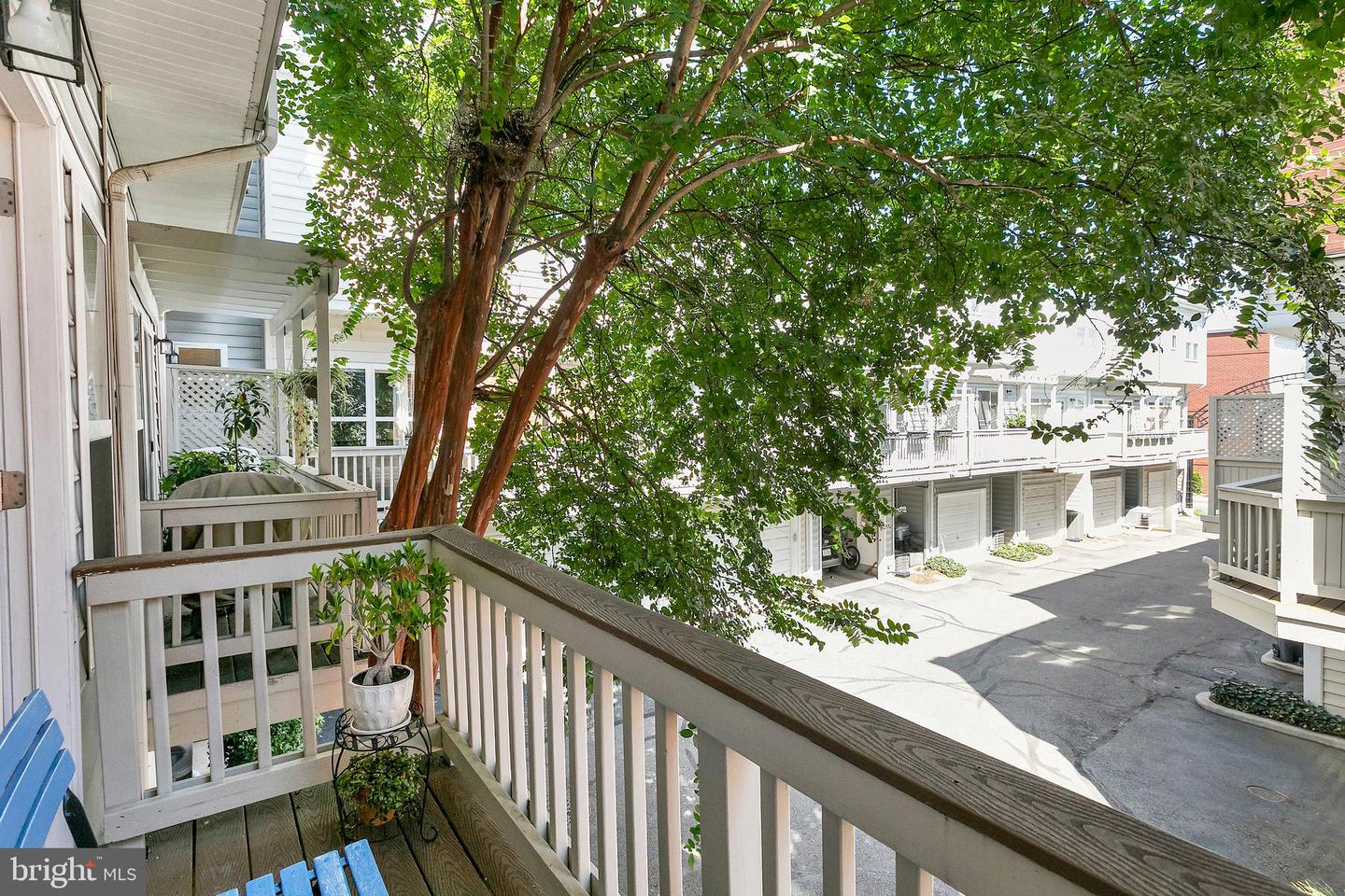 2133 13TH ST NW, WASHINGTON, District Of Columbia 20009, 3 Bedrooms Bedrooms, ,3 BathroomsBathrooms,Residential,For sale,2133 13TH ST NW,DCDC2220458 MLS # DCDC2220458