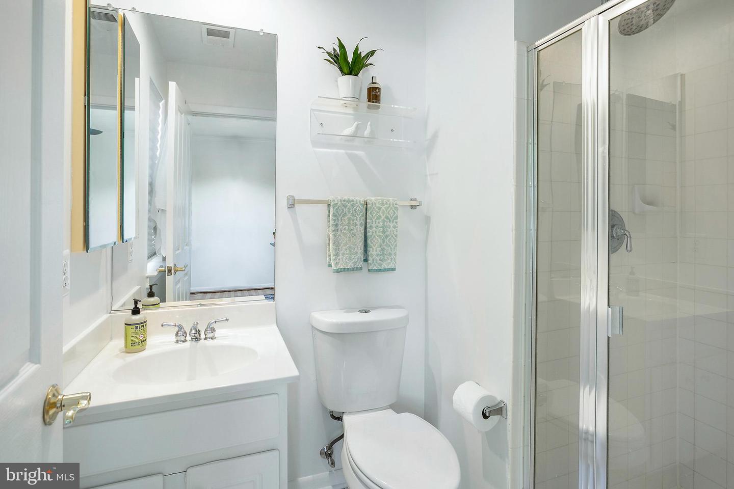 2133 13TH ST NW, WASHINGTON, District Of Columbia 20009, 3 Bedrooms Bedrooms, ,3 BathroomsBathrooms,Residential,For sale,2133 13TH ST NW,DCDC2220458 MLS # DCDC2220458