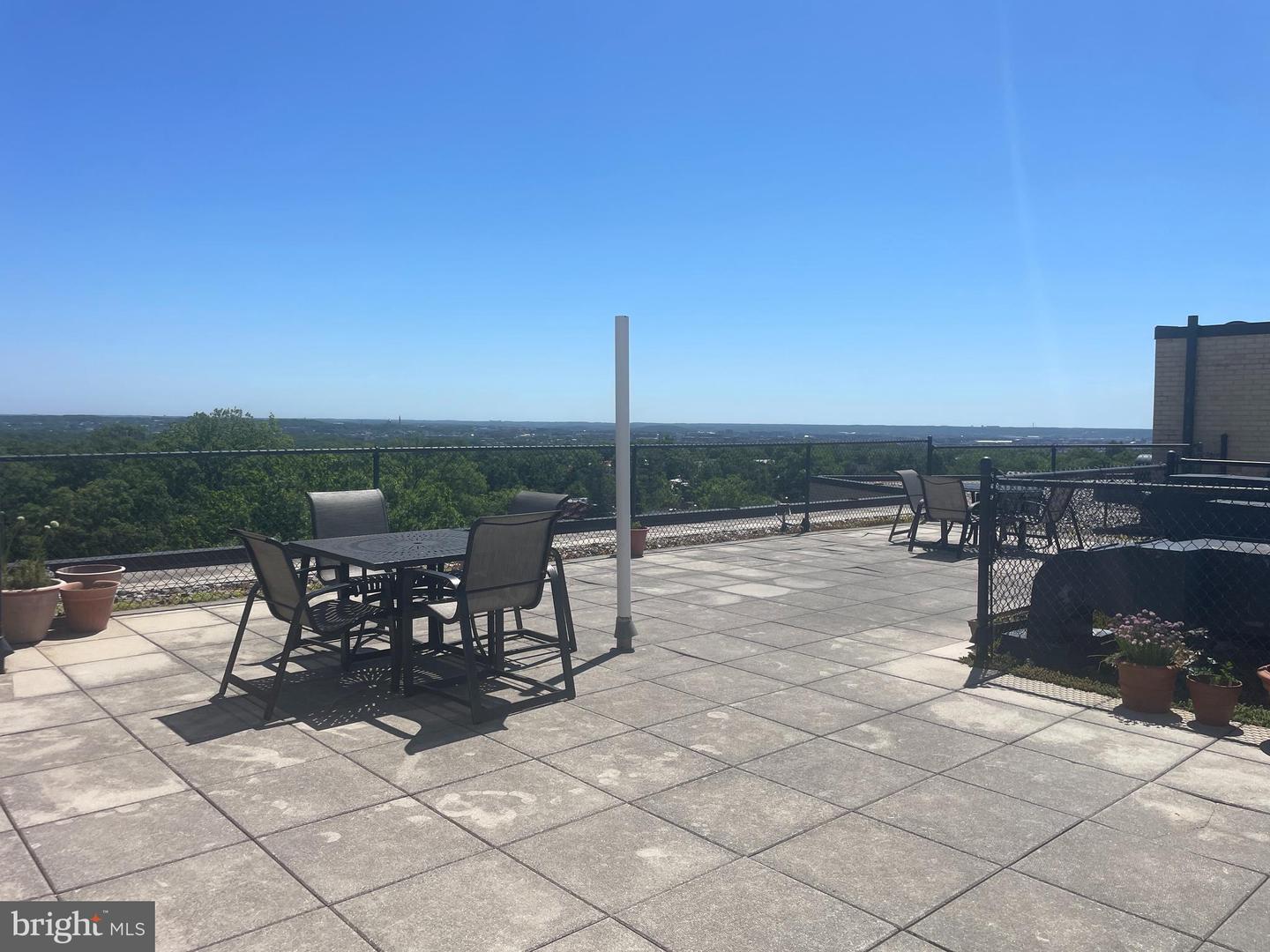 3601 WISCONSIN AVE NW #408, WASHINGTON, District Of Columbia 20016, ,1 BathroomBathrooms,Residential,For sale,3601 WISCONSIN AVE NW #408,DCDC2220484 MLS # DCDC2220484