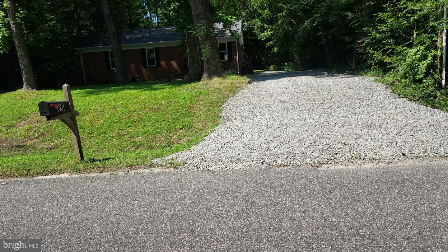 66 LANDS END DR, MONTROSS, Virginia 22520, 3 Bedrooms Bedrooms, ,2 BathroomsBathrooms,Residential,For sale,66 LANDS END DR,VAWE2009690 MLS # VAWE2009690