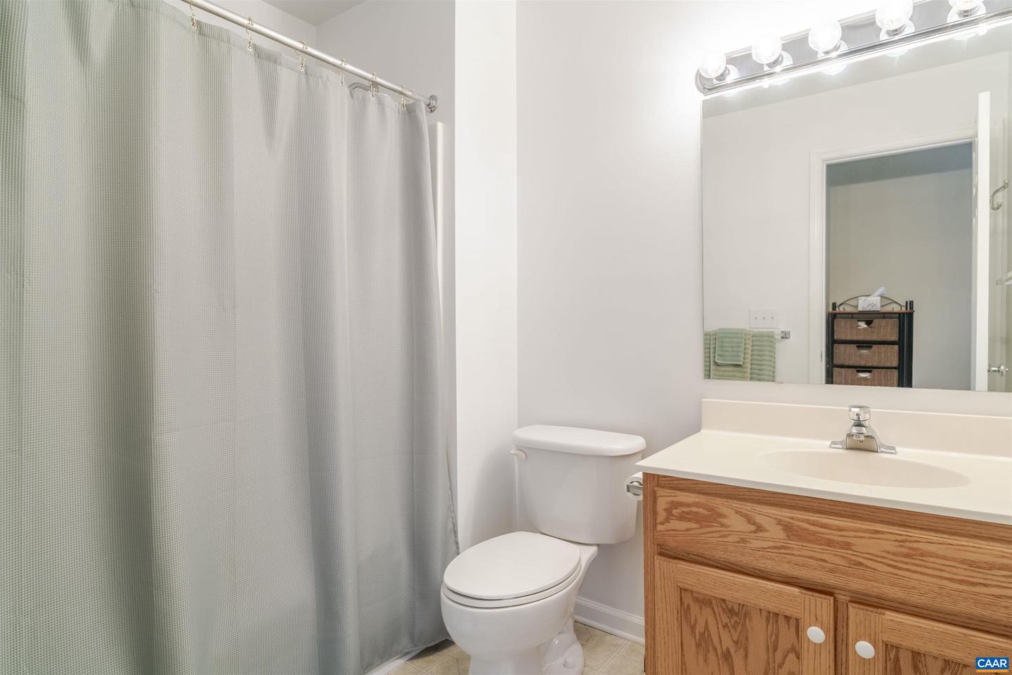 1033 SOMER CHASE CT, CHARLOTTESVILLE, Virginia 22911, 2 Bedrooms Bedrooms, ,3 BathroomsBathrooms,Residential,For sale,1033 SOMER CHASE CT,668604 MLS # 668604