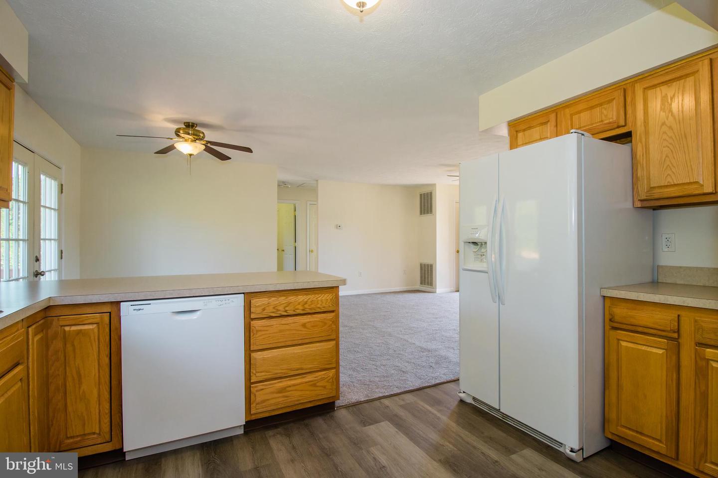 439 N SUMMIT AVE, WOODSTOCK, Virginia 22664, 3 Bedrooms Bedrooms, ,2 BathroomsBathrooms,Residential,For sale,439 N SUMMIT AVE,VASH2012444 MLS # VASH2012444