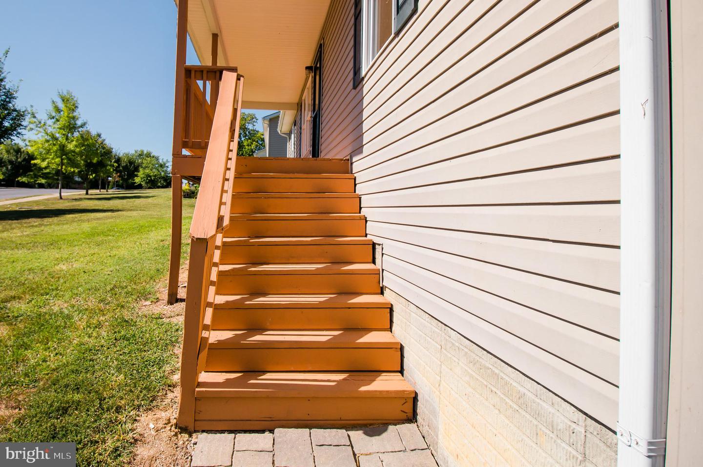 439 N SUMMIT AVE, WOODSTOCK, Virginia 22664, 3 Bedrooms Bedrooms, ,2 BathroomsBathrooms,Residential,For sale,439 N SUMMIT AVE,VASH2012444 MLS # VASH2012444