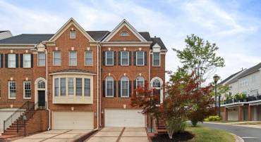18495 PERDIDO BAY TER, LEESBURG, Virginia 20176, 3 Bedrooms Bedrooms, ,3 BathroomsBathrooms,Residential,For sale,18495 PERDIDO BAY TER,VALO2106206 MLS # VALO2106206