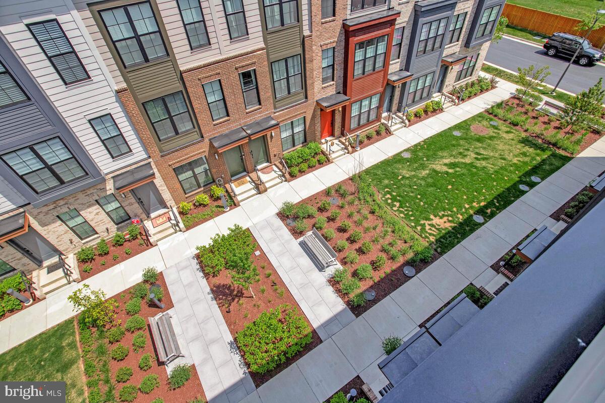 7367 BLADE DR, FALLS CHURCH, Virginia 22042, 3 Bedrooms Bedrooms, ,3 BathroomsBathrooms,Residential,For sale,7367 BLADE DR,VAFX2265186 MLS # VAFX2265186 7367 BLADE DR, FALLS CHURCH, Virginia 22042, 3 Bedrooms Bedrooms, ,3 BathroomsBathrooms,Residential,For sale,7367 BLADE DR,VAFX2265186 MLS # VAFX2265186