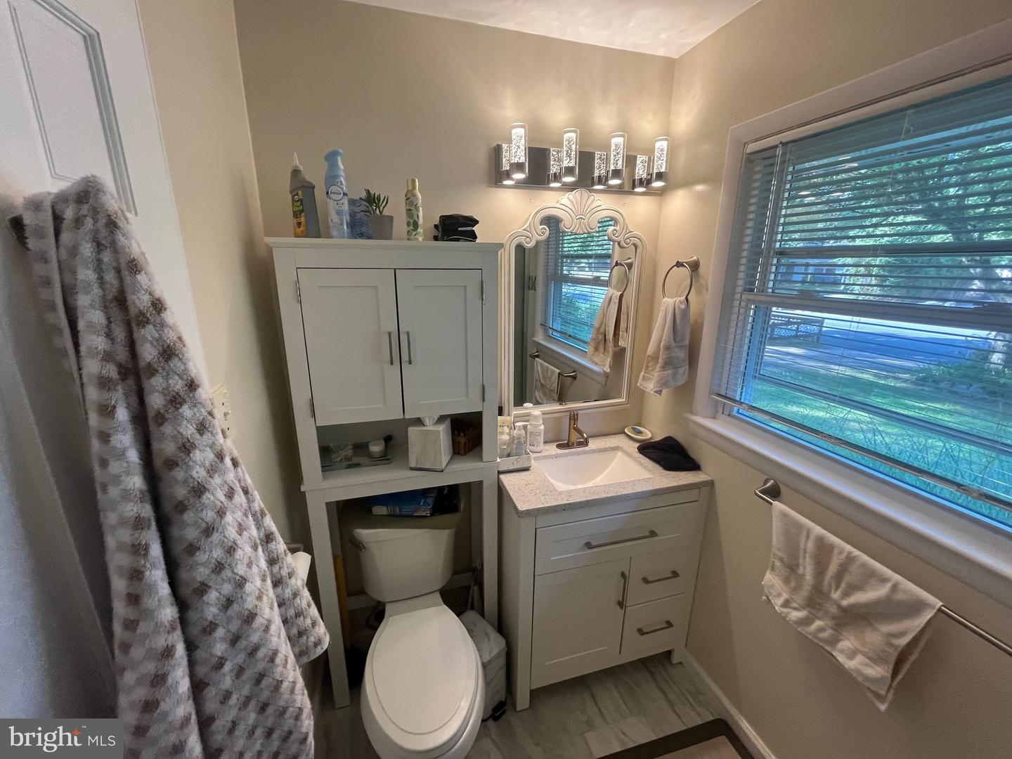8139 KEELER ST, ALEXANDRIA, Virginia 22309, 3 Bedrooms Bedrooms, ,1 BathroomBathrooms,Residential,For sale,8139 KEELER ST,VAFX2265200 MLS # VAFX2265200