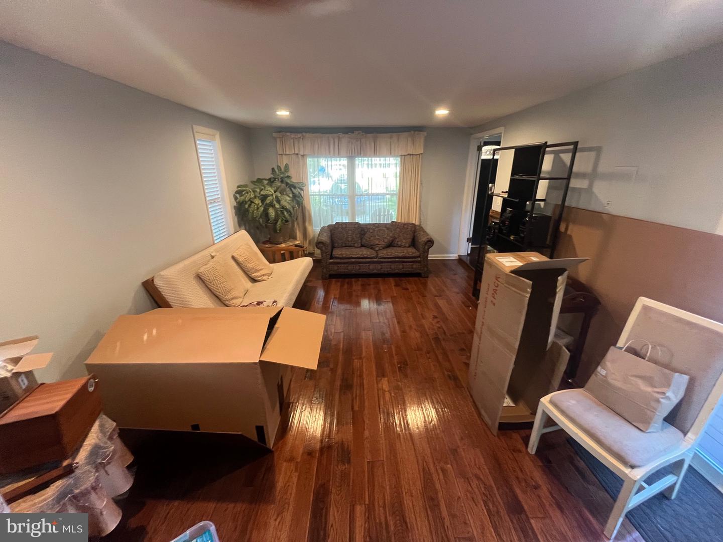 8139 KEELER ST, ALEXANDRIA, Virginia 22309, 3 Bedrooms Bedrooms, ,1 BathroomBathrooms,Residential,For sale,8139 KEELER ST,VAFX2265200 MLS # VAFX2265200
