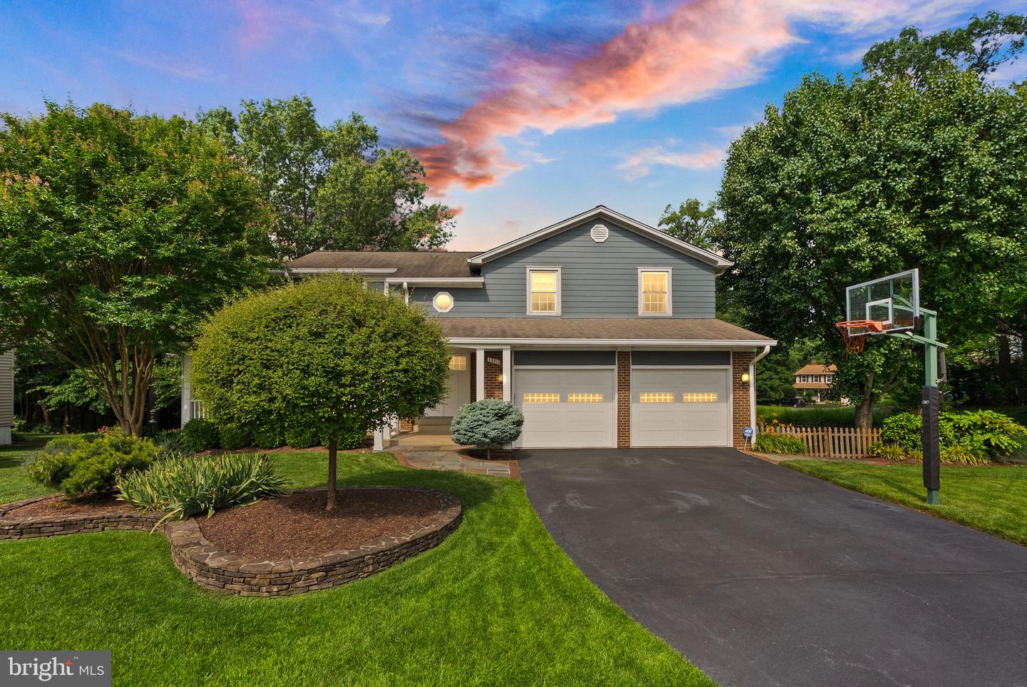 13312 TUCKAWAY DR, FAIRFAX, Virginia 22033, 5 Bedrooms Bedrooms, ,3 BathroomsBathrooms,Residential,For sale,13312 TUCKAWAY DR,VAFX2210994 MLS # VAFX2210994