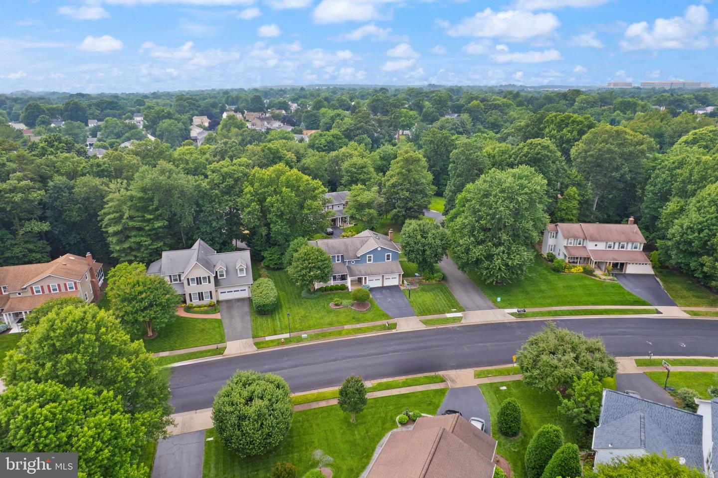 13312 TUCKAWAY DR, FAIRFAX, Virginia 22033, 5 Bedrooms Bedrooms, ,3 BathroomsBathrooms,Residential,For sale,13312 TUCKAWAY DR,VAFX2210994 MLS # VAFX2210994