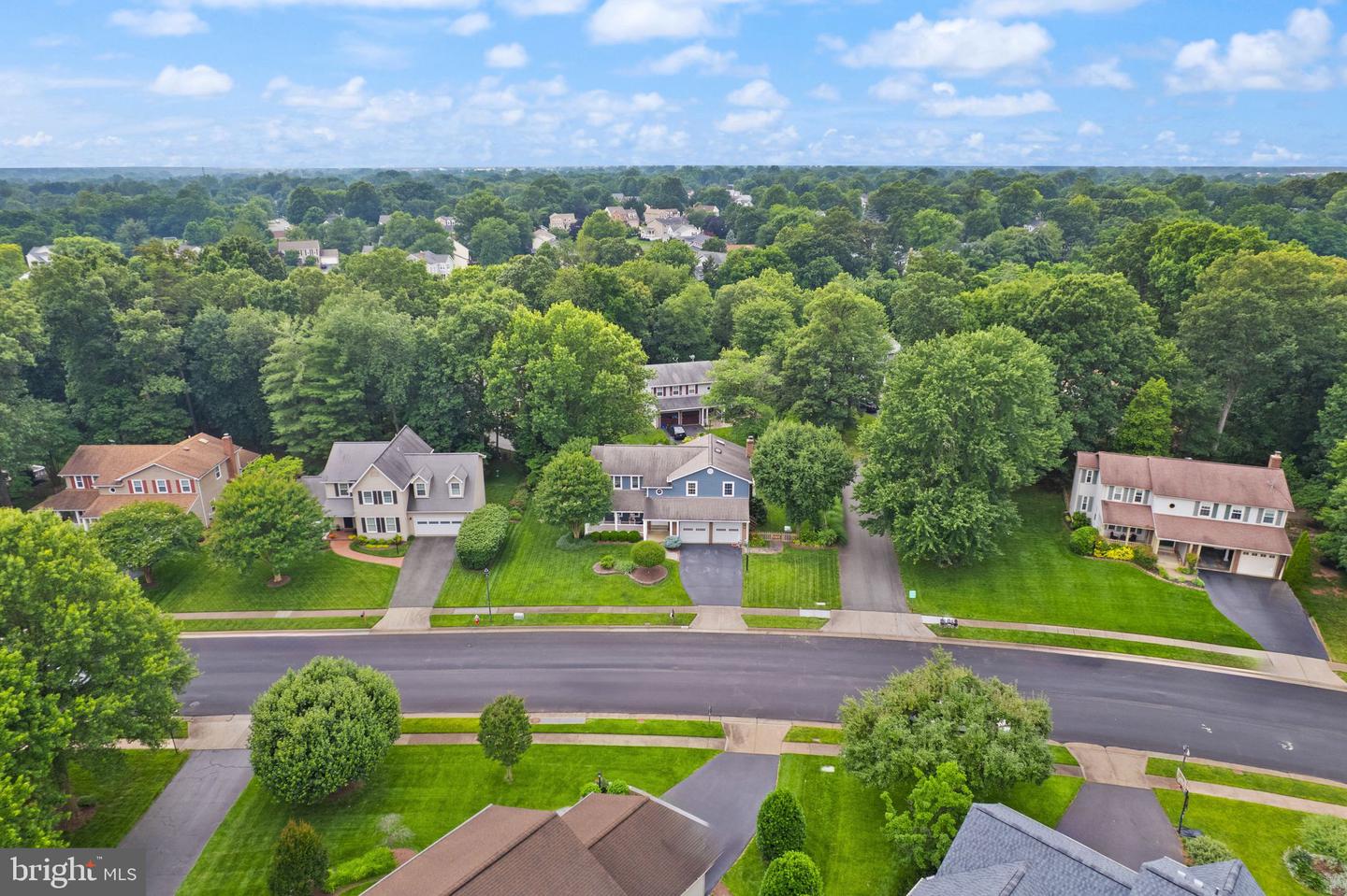 13312 TUCKAWAY DR, FAIRFAX, Virginia 22033, 5 Bedrooms Bedrooms, ,3 BathroomsBathrooms,Residential,For sale,13312 TUCKAWAY DR,VAFX2210994 MLS # VAFX2210994