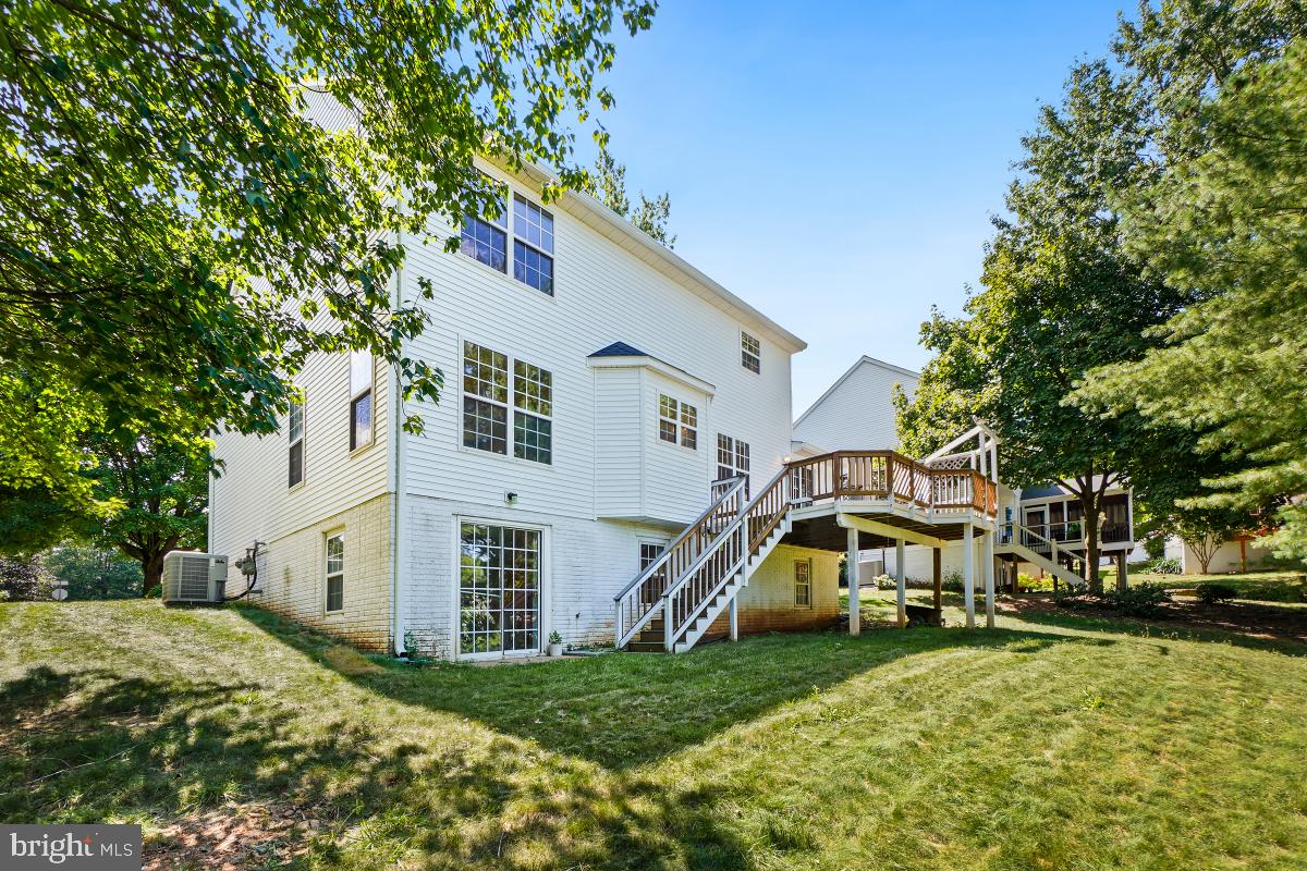 46395 HAMPSHIRE STATION DR, STERLING, Virginia 20165, 4 Bedrooms Bedrooms, ,3 BathroomsBathrooms,Residential,For sale,46395 HAMPSHIRE STATION DR,VALO2089892 MLS # VALO2089892