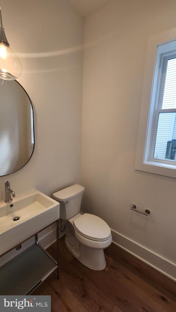 2004 N NELSON ST, ARLINGTON, Virginia 22207, 5 Bedrooms Bedrooms, ,5 BathroomsBathrooms,Residential,For sale,2004 N NELSON ST,VAAR2056120 MLS # VAAR2056120