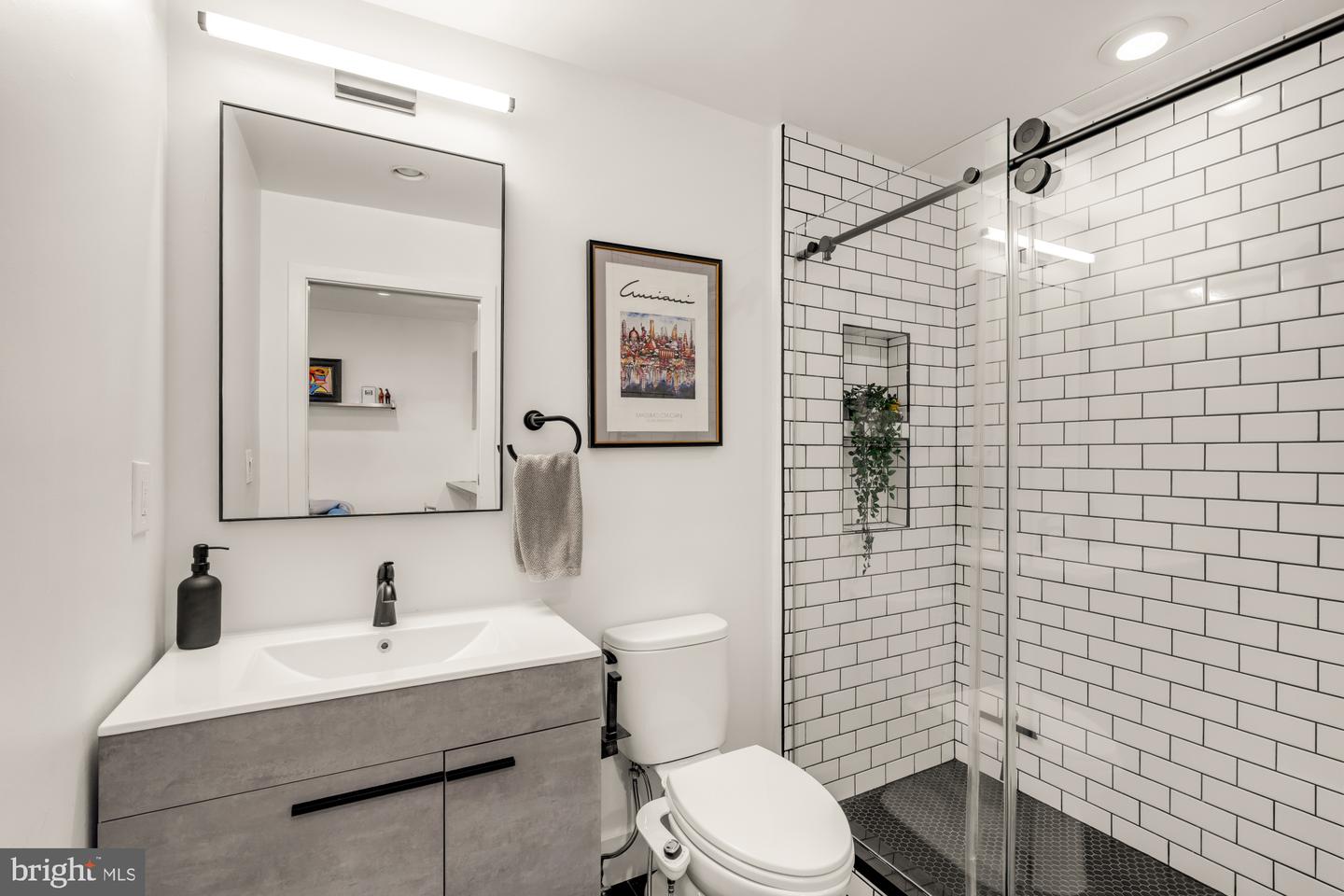 1401 Q ST NW #T1, WASHINGTON, District Of Columbia 20009, ,1 BathroomBathrooms,Residential,For sale,1401 Q ST NW #T1,DCDC2198834 MLS # DCDC2198834