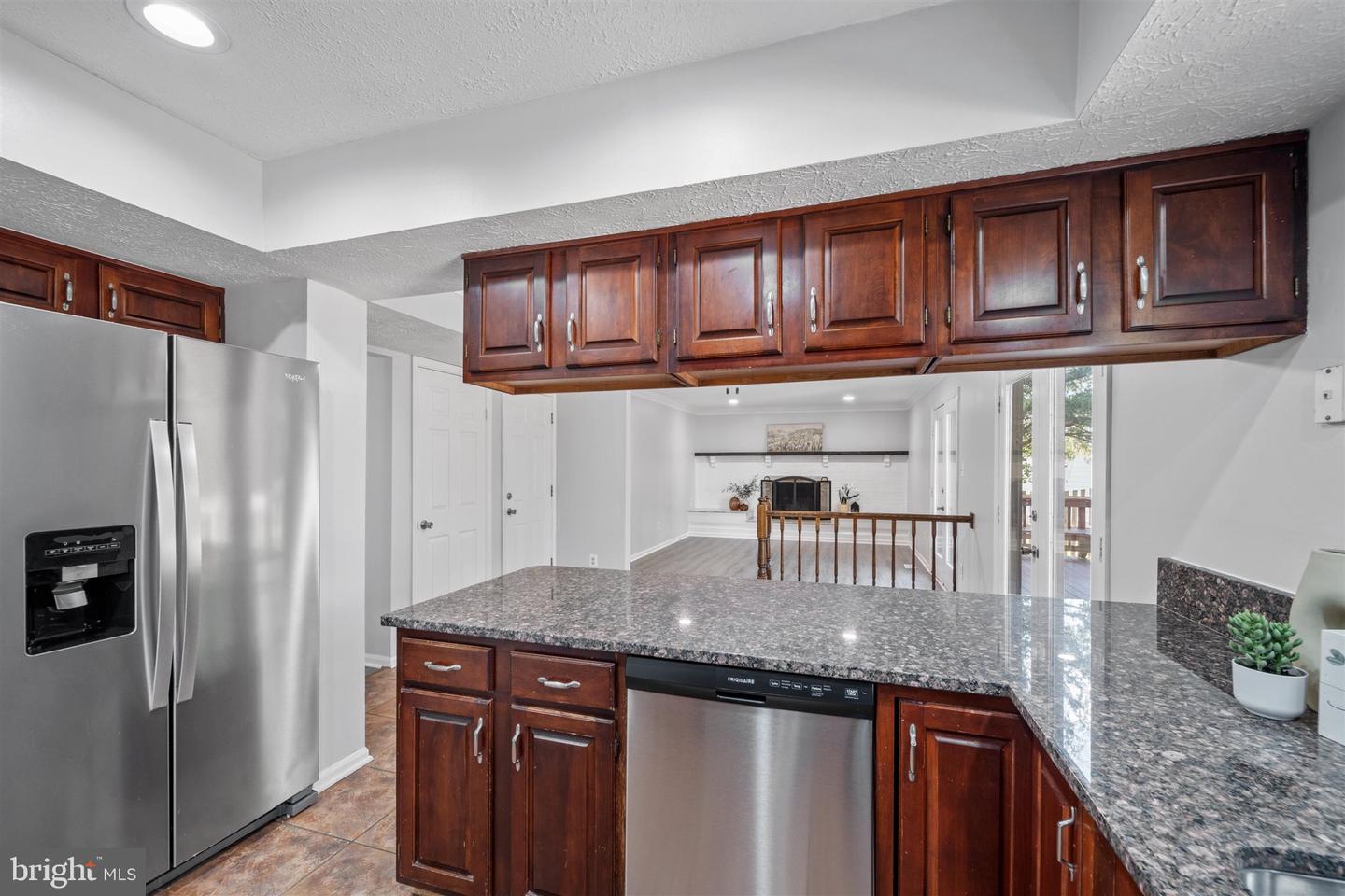 400 GARY CT, STERLING, Virginia 20164, 4 Bedrooms Bedrooms, ,2 BathroomsBathrooms,Residential,For sale,400 GARY CT,VALO2095870 MLS # VALO2095870