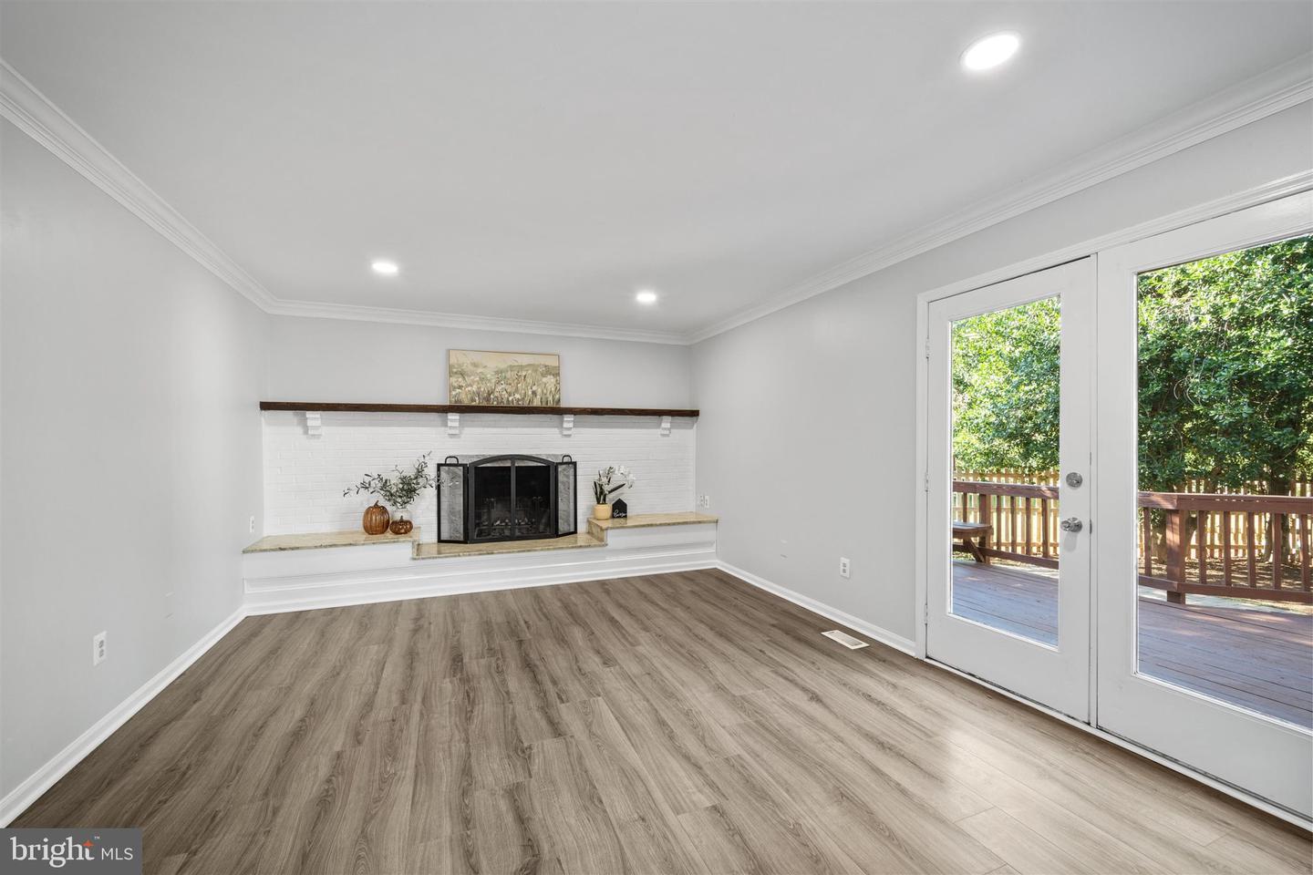 400 GARY CT, STERLING, Virginia 20164, 4 Bedrooms Bedrooms, ,2 BathroomsBathrooms,Residential,For sale,400 GARY CT,VALO2095870 MLS # VALO2095870