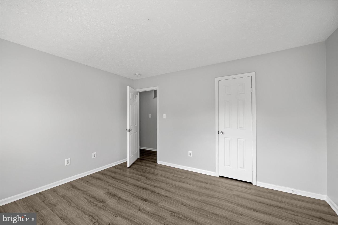 400 GARY CT, STERLING, Virginia 20164, 4 Bedrooms Bedrooms, ,2 BathroomsBathrooms,Residential,For sale,400 GARY CT,VALO2095870 MLS # VALO2095870