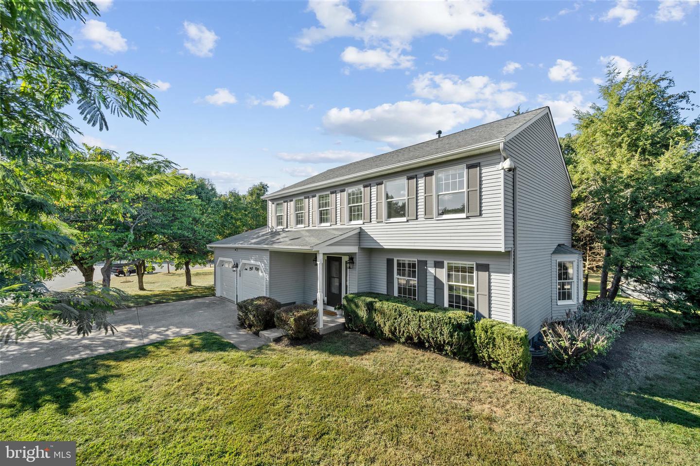 400 GARY CT, STERLING, Virginia 20164, 4 Bedrooms Bedrooms, ,2 BathroomsBathrooms,Residential,For sale,400 GARY CT,VALO2095870 MLS # VALO2095870