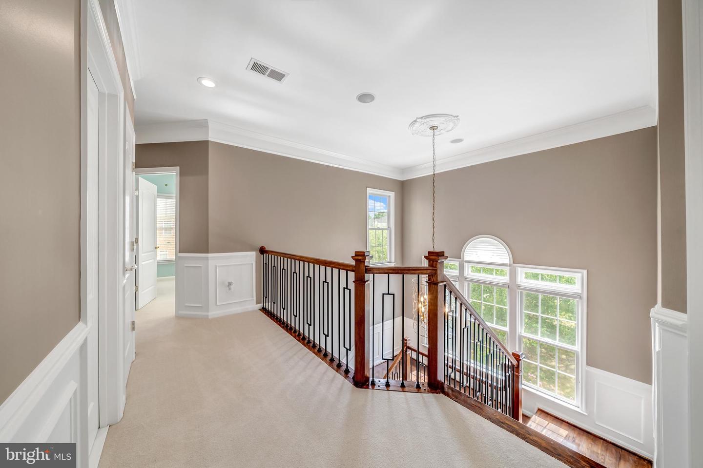 43688 LEES MILL SQ, LEESBURG, Virginia 20176, 5 Bedrooms Bedrooms, ,4 BathroomsBathrooms,Residential,For sale,43688 LEES MILL SQ,VALO2097212 MLS # VALO2097212