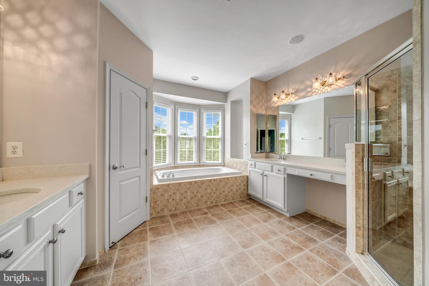 43688 LEES MILL SQ, LEESBURG, Virginia 20176, 5 Bedrooms Bedrooms, ,4 BathroomsBathrooms,Residential,For sale,43688 LEES MILL SQ,VALO2097212 MLS # VALO2097212