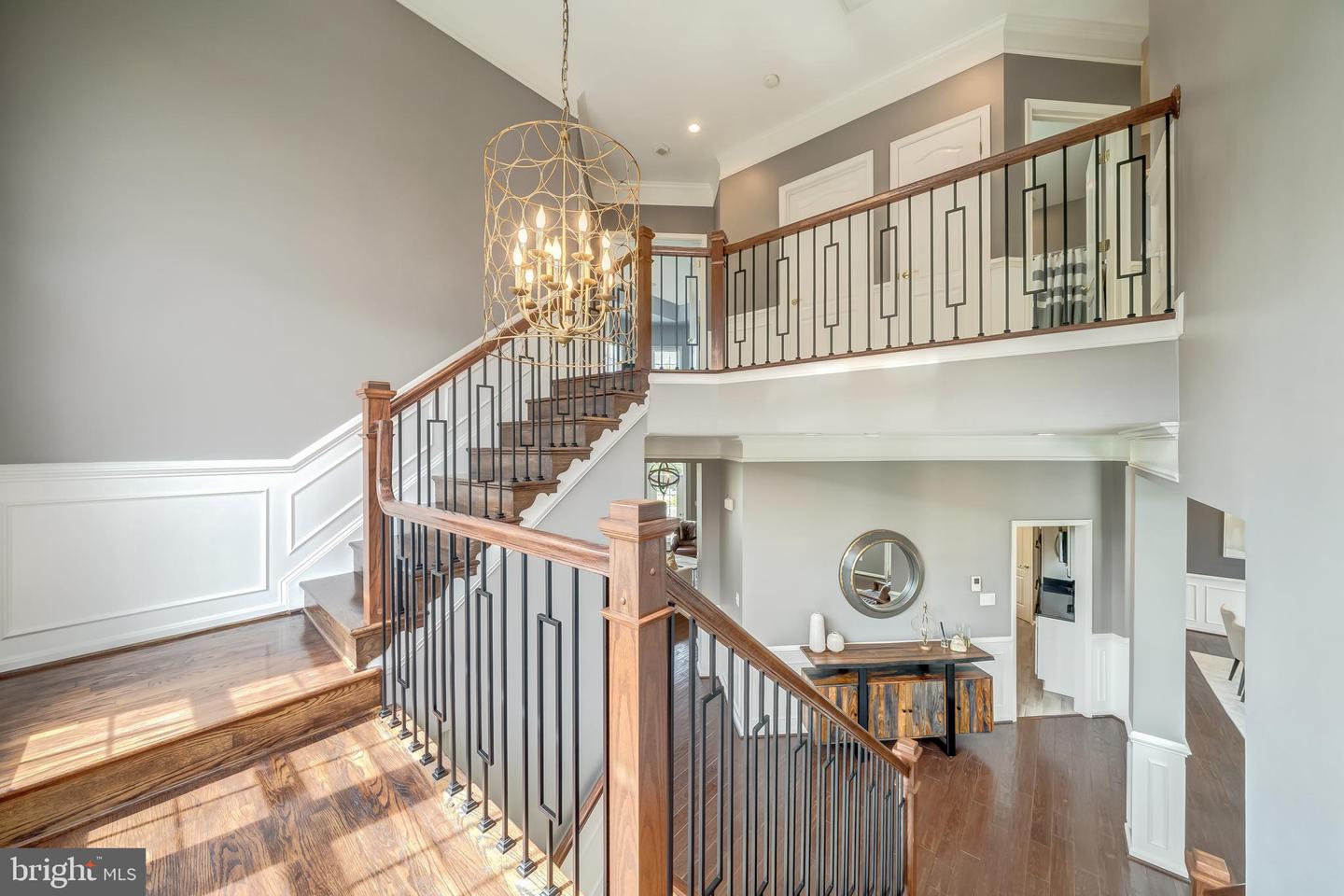 43688 LEES MILL SQ, LEESBURG, Virginia 20176, 5 Bedrooms Bedrooms, ,4 BathroomsBathrooms,Residential,For sale,43688 LEES MILL SQ,VALO2097212 MLS # VALO2097212