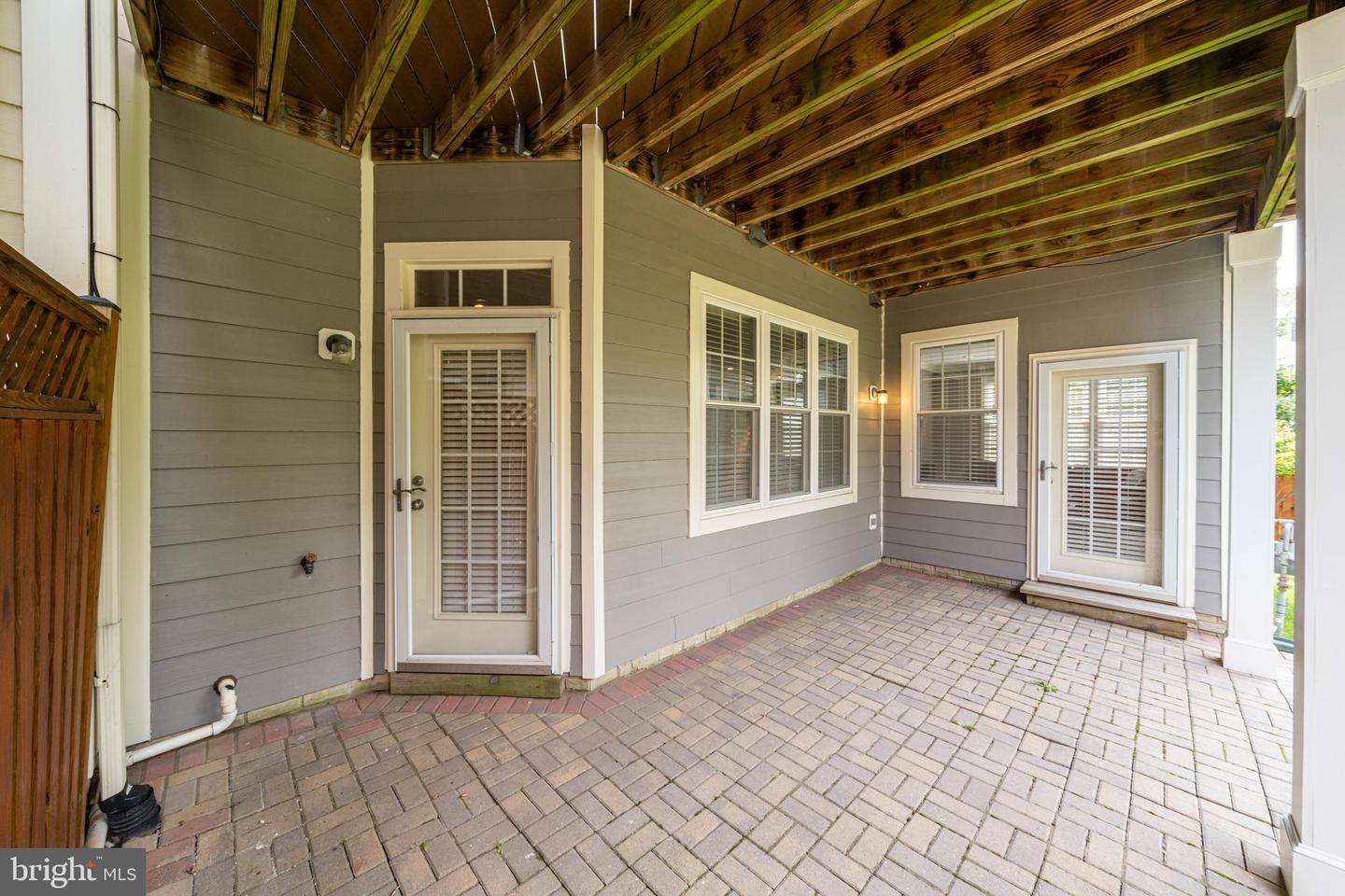 43688 LEES MILL SQ, LEESBURG, Virginia 20176, 5 Bedrooms Bedrooms, ,4 BathroomsBathrooms,Residential,For sale,43688 LEES MILL SQ,VALO2097212 MLS # VALO2097212