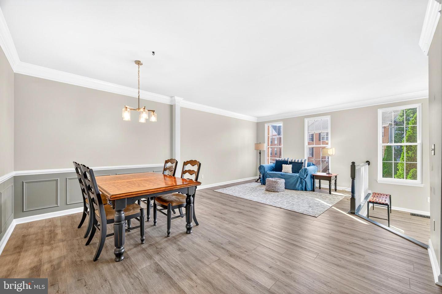 43877 SANDBURG SQ, ASHBURN, Virginia 20147, 3 Bedrooms Bedrooms, ,2 BathroomsBathrooms,Residential,For sale,43877 SANDBURG SQ,VALO2097792 MLS # VALO2097792