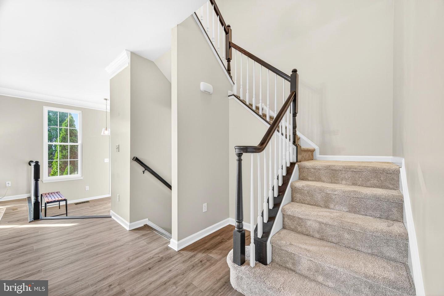 43877 SANDBURG SQ, ASHBURN, Virginia 20147, 3 Bedrooms Bedrooms, ,2 BathroomsBathrooms,Residential,For sale,43877 SANDBURG SQ,VALO2097792 MLS # VALO2097792
