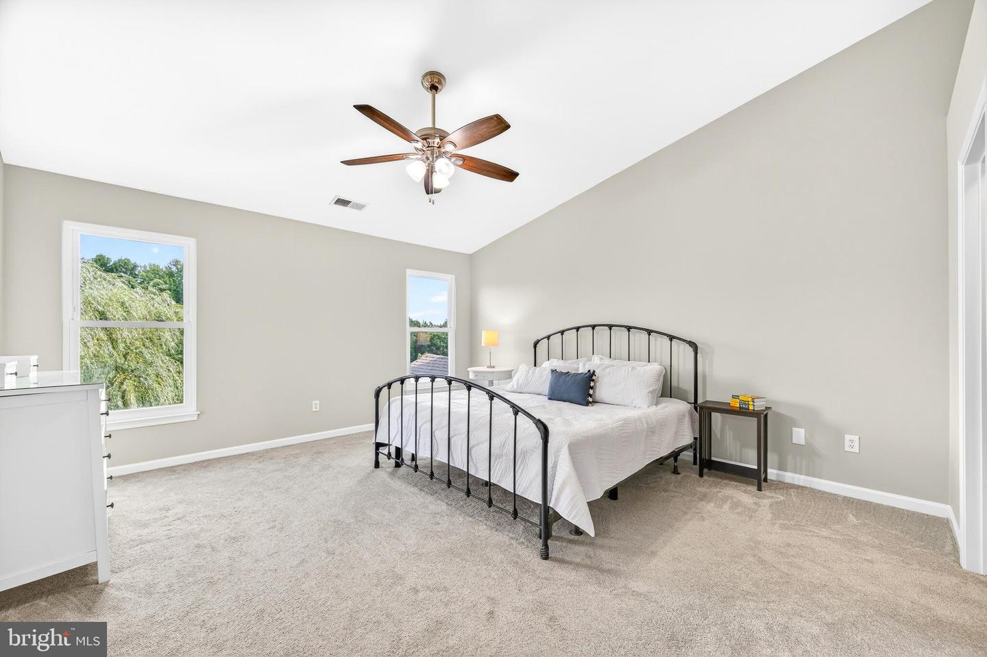43877 SANDBURG SQ, ASHBURN, Virginia 20147, 3 Bedrooms Bedrooms, ,2 BathroomsBathrooms,Residential,For sale,43877 SANDBURG SQ,VALO2097792 MLS # VALO2097792