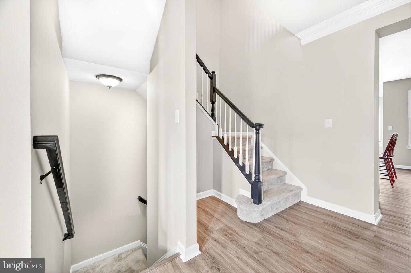 43877 SANDBURG SQ, ASHBURN, Virginia 20147, 3 Bedrooms Bedrooms, ,2 BathroomsBathrooms,Residential,For sale,43877 SANDBURG SQ,VALO2097792 MLS # VALO2097792