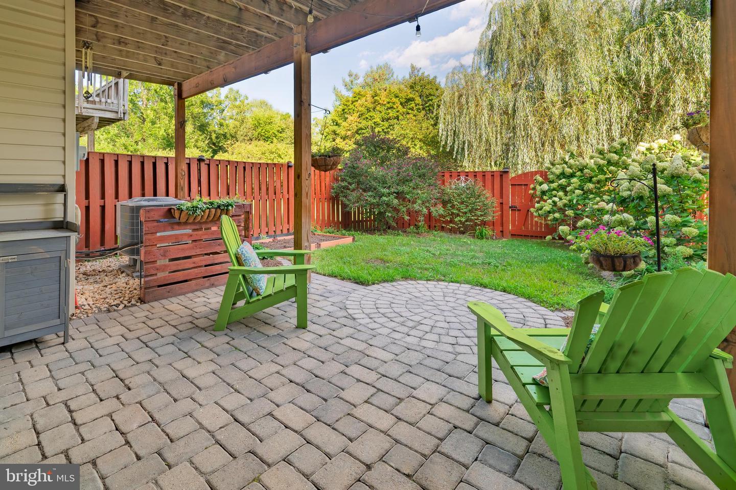 43877 SANDBURG SQ, ASHBURN, Virginia 20147, 3 Bedrooms Bedrooms, ,2 BathroomsBathrooms,Residential,For sale,43877 SANDBURG SQ,VALO2097792 MLS # VALO2097792