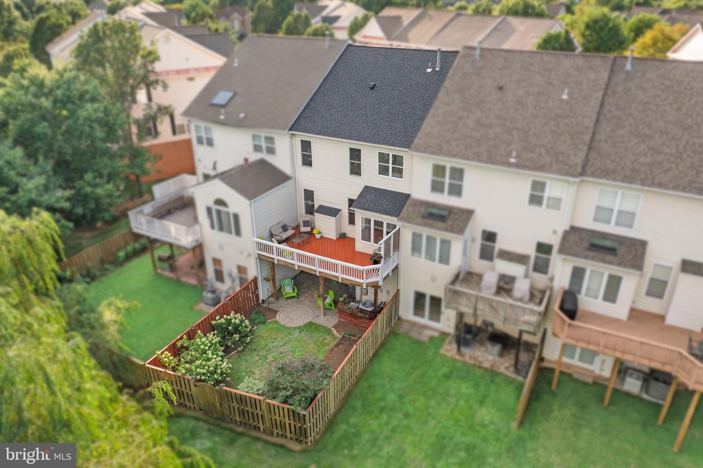 43877 SANDBURG SQ, ASHBURN, Virginia 20147, 3 Bedrooms Bedrooms, ,2 BathroomsBathrooms,Residential,For sale,43877 SANDBURG SQ,VALO2097792 MLS # VALO2097792