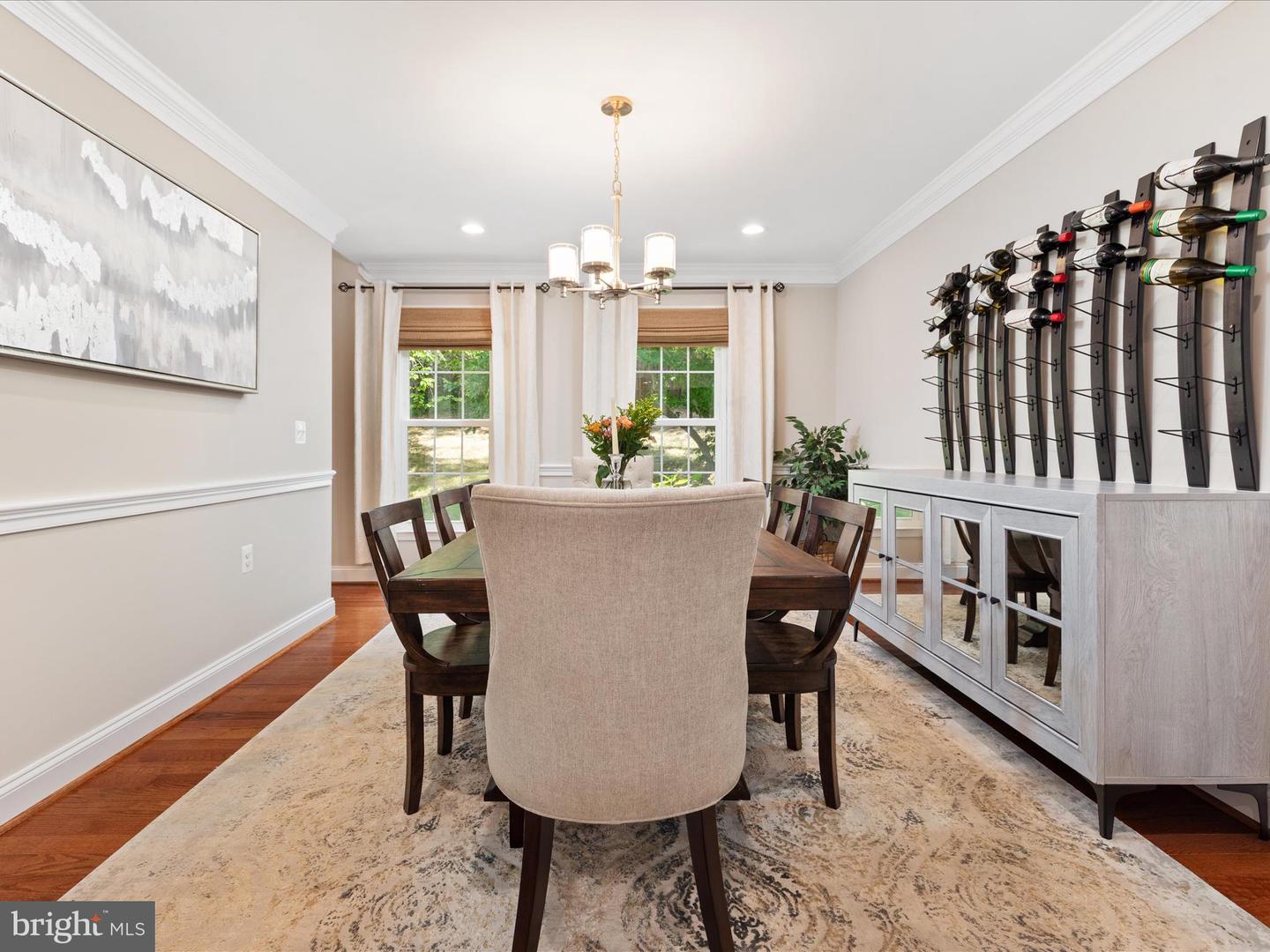 2200 LOMOND CT, VIENNA, Virginia 22181, 5 Bedrooms Bedrooms, ,3 BathroomsBathrooms,Residential,For sale,2200 LOMOND CT,VAFX2246376 MLS # VAFX2246376