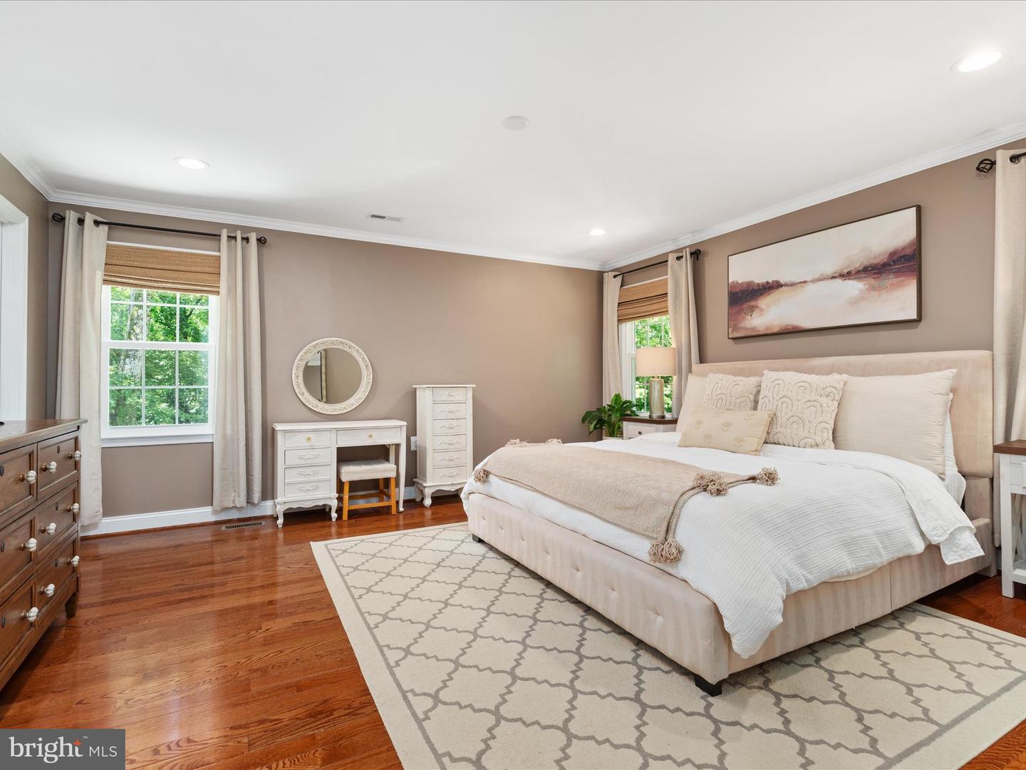 2200 LOMOND CT, VIENNA, Virginia 22181, 5 Bedrooms Bedrooms, ,3 BathroomsBathrooms,Residential,For sale,2200 LOMOND CT,VAFX2246376 MLS # VAFX2246376