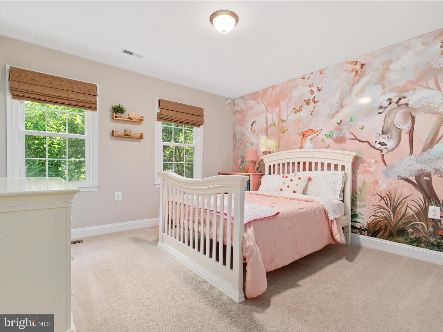 2200 LOMOND CT, VIENNA, Virginia 22181, 5 Bedrooms Bedrooms, ,3 BathroomsBathrooms,Residential,For sale,2200 LOMOND CT,VAFX2246376 MLS # VAFX2246376