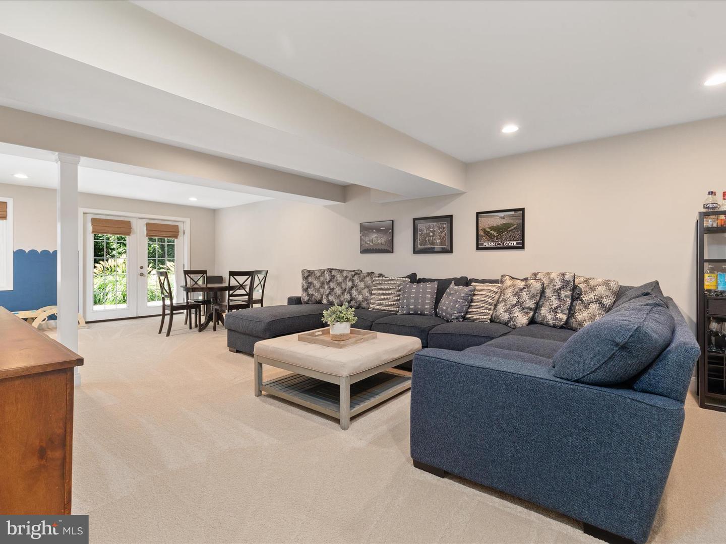 2200 LOMOND CT, VIENNA, Virginia 22181, 5 Bedrooms Bedrooms, ,3 BathroomsBathrooms,Residential,For sale,2200 LOMOND CT,VAFX2246376 MLS # VAFX2246376