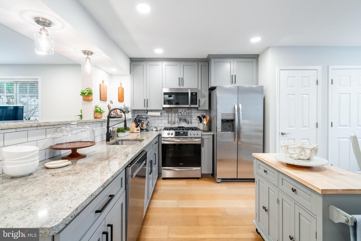 1657-B N VAN DORN ST, ALEXANDRIA, Virginia 22304, 3 Bedrooms Bedrooms, ,2 BathroomsBathrooms,Residential,For sale,1657-B N VAN DORN ST,VAAX2047036 MLS # VAAX2047036