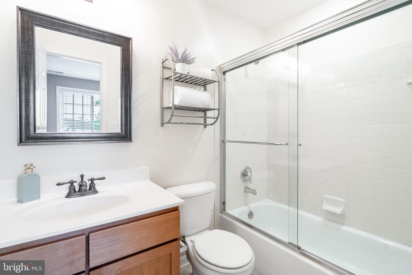 1657-B N VAN DORN ST, ALEXANDRIA, Virginia 22304, 3 Bedrooms Bedrooms, ,2 BathroomsBathrooms,Residential,For sale,1657-B N VAN DORN ST,VAAX2047036 MLS # VAAX2047036
